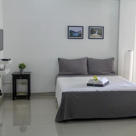 Lejlighed på 37 m² i Makati med 1 værelse og 1 private badeværelser Manila Eksteriør billede