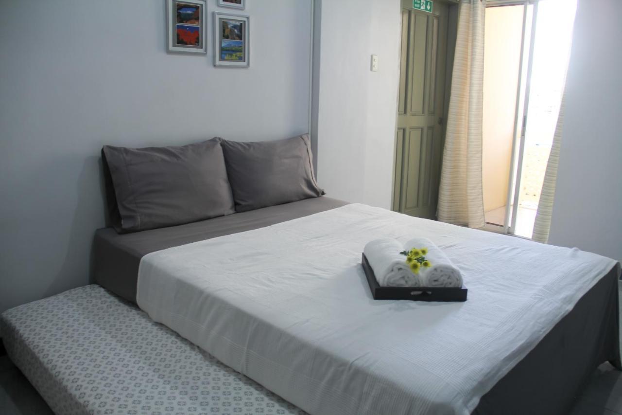 Lejlighed på 37 m² i Makati med 1 værelse og 1 private badeværelser Manila Eksteriør billede
