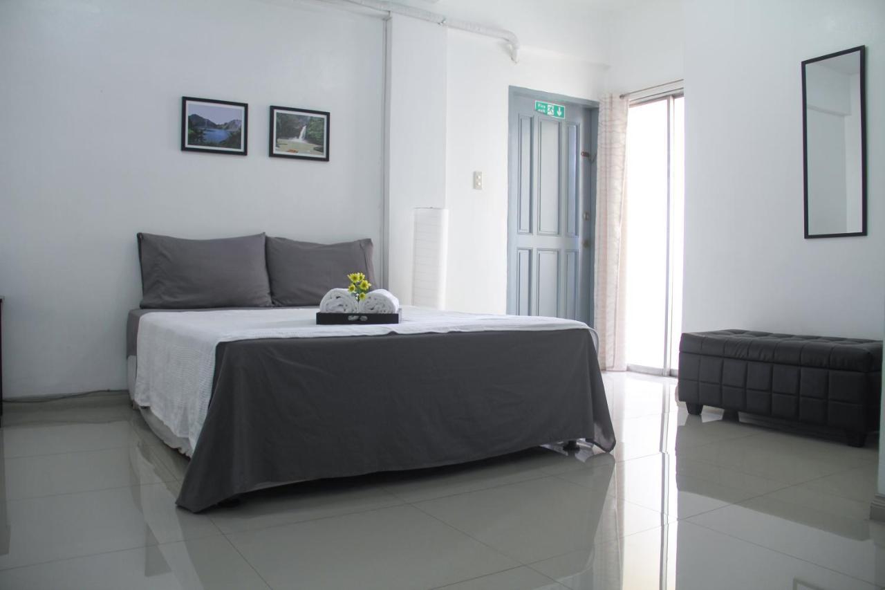 Lejlighed på 37 m² i Makati med 1 værelse og 1 private badeværelser Manila Eksteriør billede