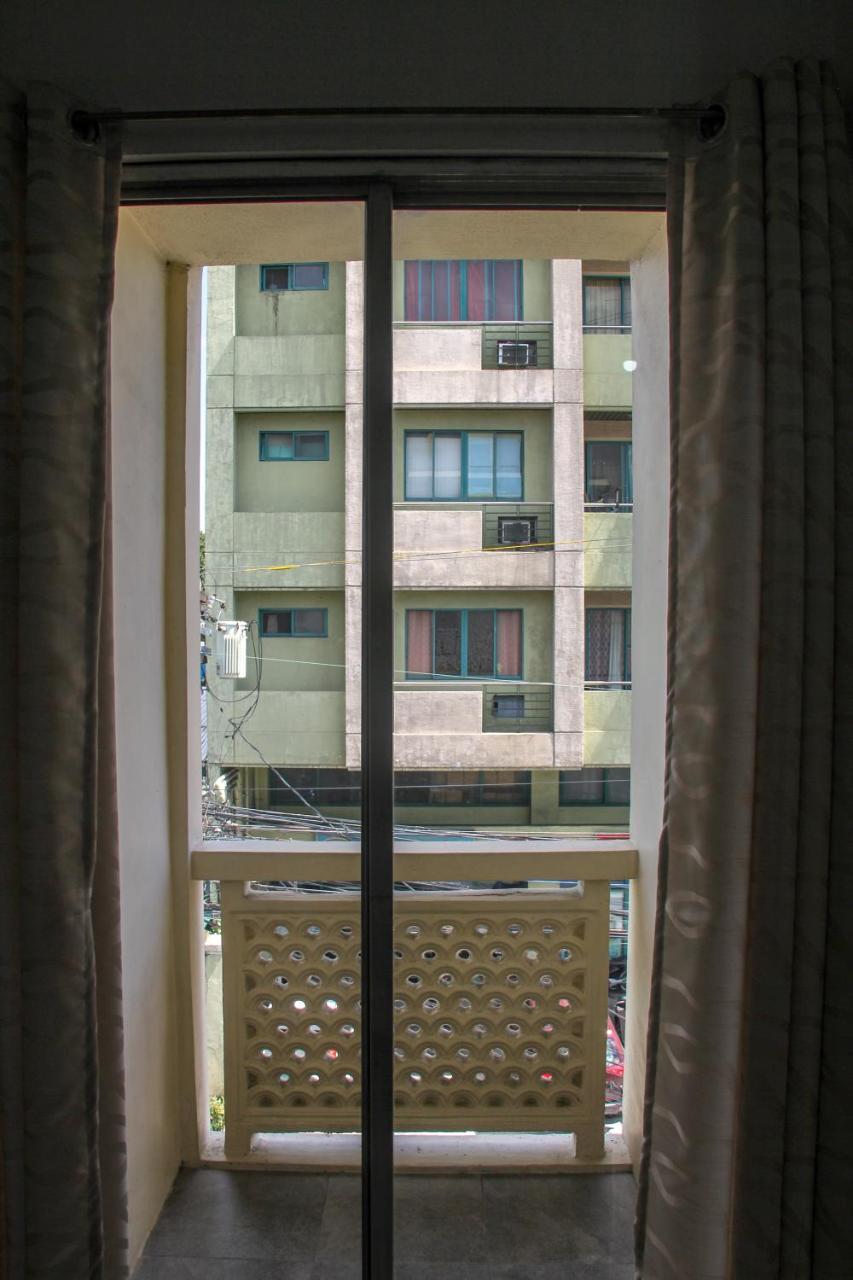 Lejlighed på 37 m² i Makati med 1 værelse og 1 private badeværelser Manila Eksteriør billede