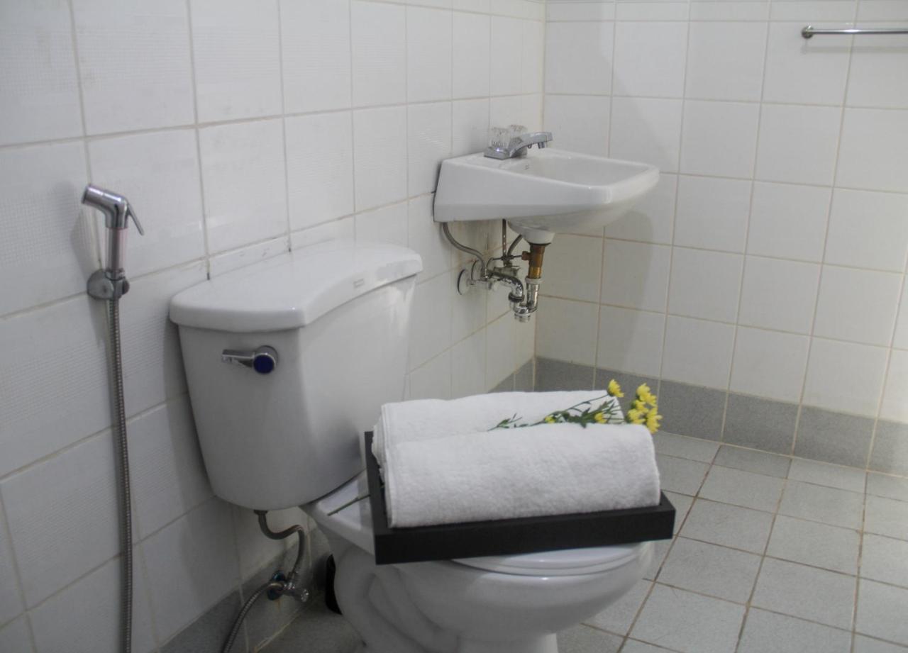 Lejlighed på 37 m² i Makati med 1 værelse og 1 private badeværelser Manila Eksteriør billede