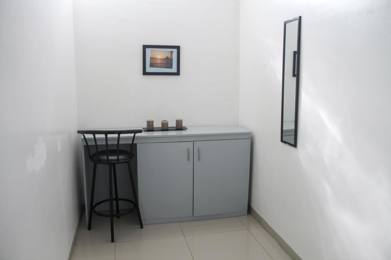 Lejlighed på 37 m² i Makati med 1 værelse og 1 private badeværelser Manila Eksteriør billede