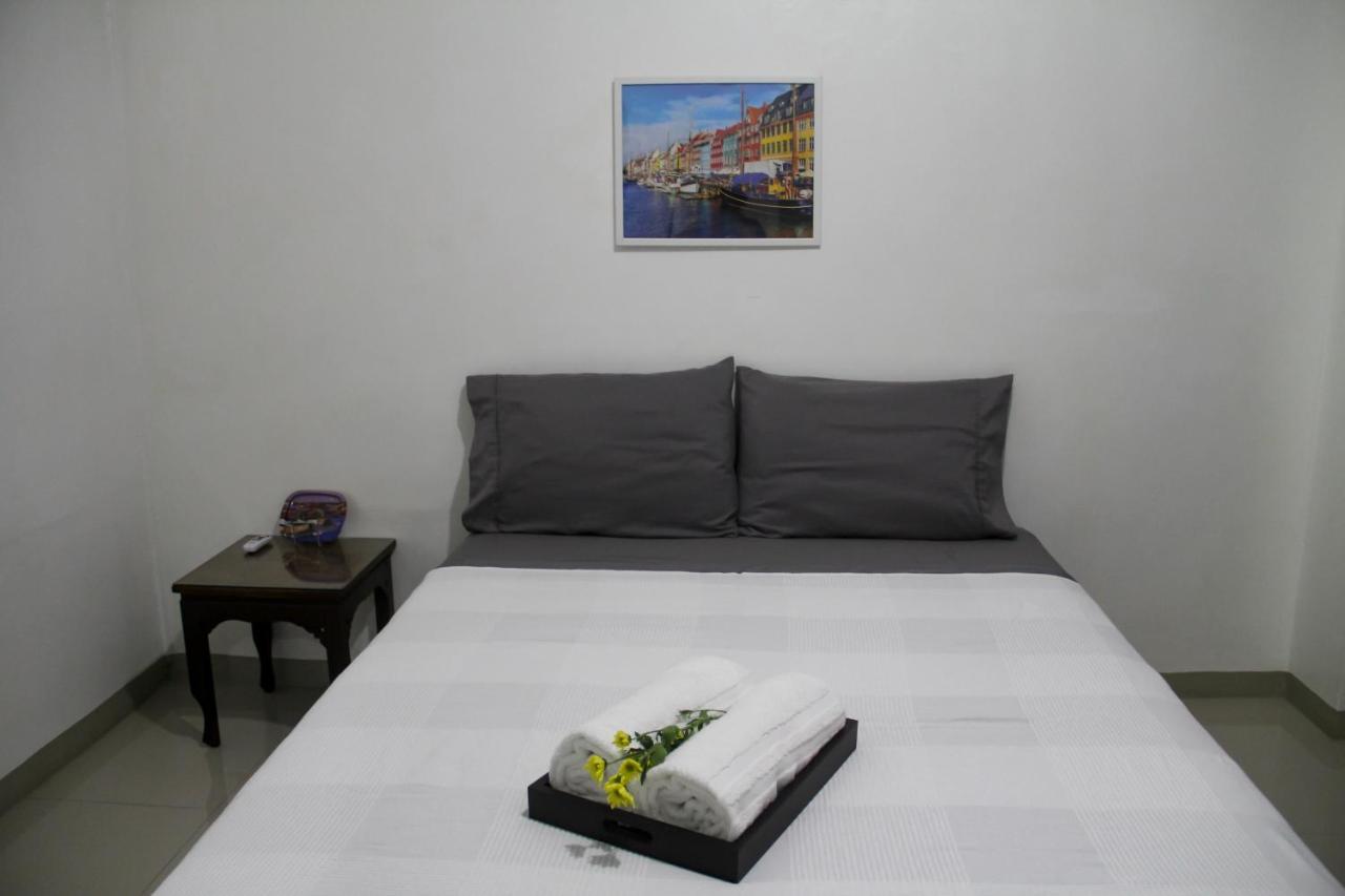 Lejlighed på 37 m² i Makati med 1 værelse og 1 private badeværelser Manila Eksteriør billede